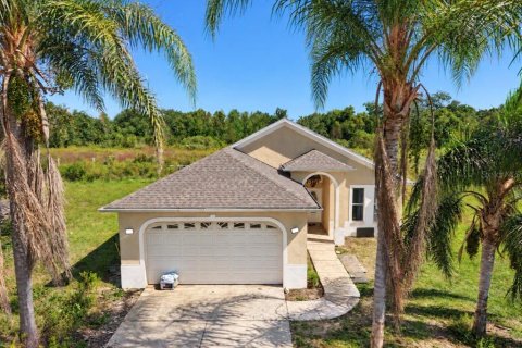 Villa ou maison à vendre à Davenport, Floride: 4 chambres, 178.28 m2 № 2430302 - photo 2