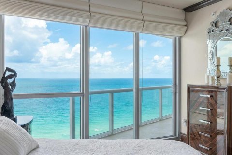Condominio en venta en Hollywood, Florida, 3 dormitorios, 244.05 m2 № 2191111 - foto 25