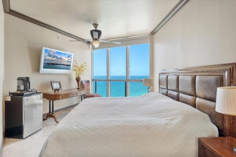 Condominio en venta en Hollywood, Florida, 3 dormitorios, 244.05 m2 № 2191111 - foto 30