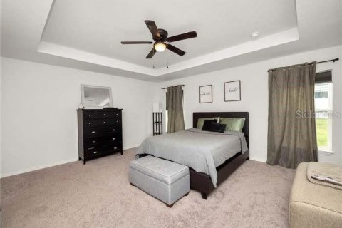 House in Polk City, Florida 3 bedrooms, 186.18 sq.m. № 1840598 - photo 12
