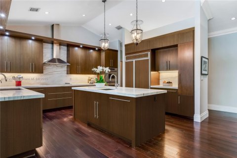 Купить виллу или дом в Пайнкрест, Флорида 5 спален, 492.85м2, № 1686145 - фото 7