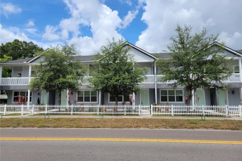 Townhouse in Orlando, Florida 3 bedrooms, 180.69 sq.m. № 2091735