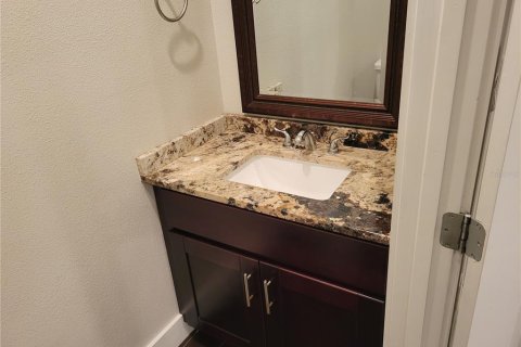 Townhouse in Orlando, Florida 3 bedrooms, 180.69 sq.m. № 2091735 - photo 11
