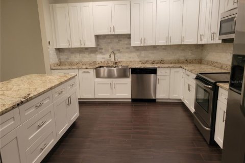 Townhouse in Orlando, Florida 3 bedrooms, 180.69 sq.m. № 2091735 - photo 8
