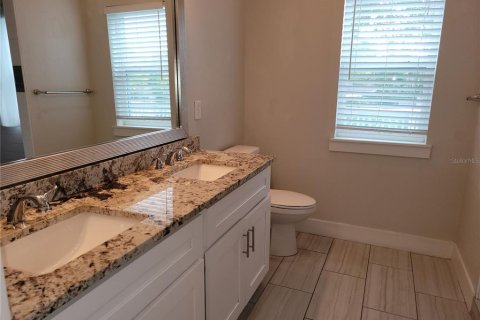 Townhouse in Orlando, Florida 3 bedrooms, 180.69 sq.m. № 2091735 - photo 19