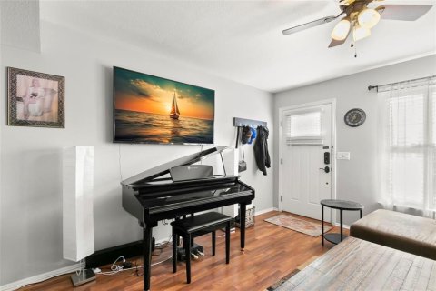 Townhouse in Largo, Florida 2 bedrooms, 107.86 sq.m. № 1795933 - photo 25