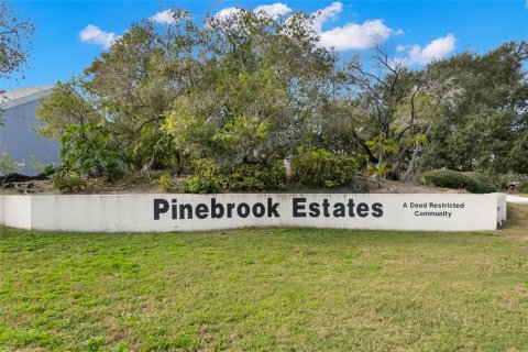 Townhouse in Largo, Florida 2 bedrooms, 107.86 sq.m. № 1795933 - photo 15