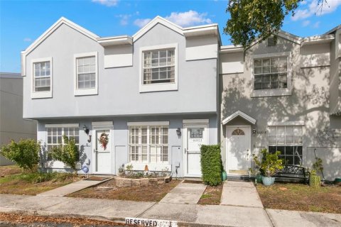 Townhouse in Largo, Florida 2 bedrooms, 107.86 sq.m. № 1795933 - photo 1