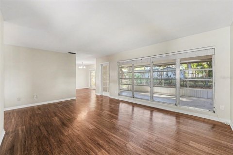 Villa ou maison à vendre à Lakeland, Floride: 3 chambres, 132.48 m2 № 2156599 - photo 4