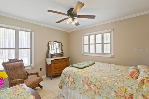 House in High Springs, Florida 4 bedrooms, 231.05 sq.m. № 1718230 - photo 28