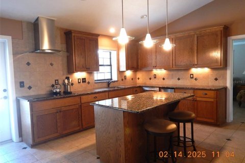 House in High Springs, Florida 4 bedrooms, 231.05 sq.m. № 1718230 - photo 13