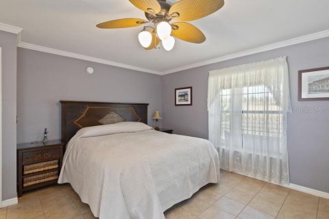 House in High Springs, Florida 4 bedrooms, 231.05 sq.m. № 1718230 - photo 20