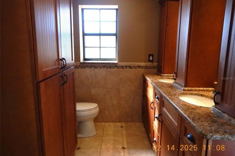 House in High Springs, Florida 4 bedrooms, 231.05 sq.m. № 1718230 - photo 23