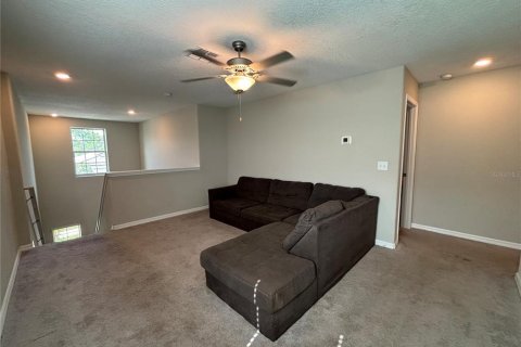 House in New Port Richey, Florida 5 bedrooms, 221.94 sq.m. № 1910653 - photo 22