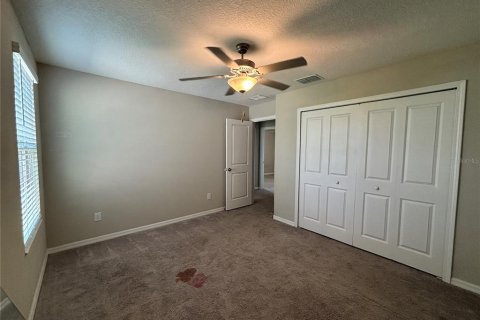House in New Port Richey, Florida 5 bedrooms, 221.94 sq.m. № 1910653 - photo 28