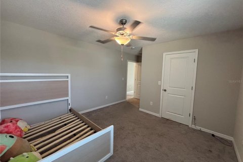 House in New Port Richey, Florida 5 bedrooms, 221.94 sq.m. № 1910653 - photo 24