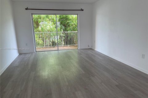 Copropriété à louer à Miami, Floride: 2 chambres № 1881940 - photo 2