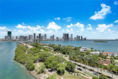 Купить кондоминиум в Майами, Флорида 1 спальня, 95.69м2, № 1958651 - фото 6