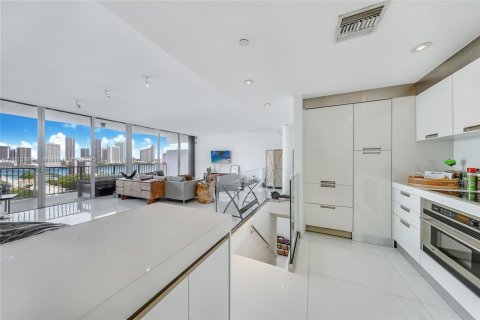 Купить кондоминиум в Майами, Флорида 1 спальня, 95.69м2, № 1958651 - фото 7