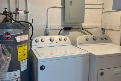 Villa ou maison à vendre à Margate, Floride: 3 chambres, 111.58 m2 № 1966388 - photo 13