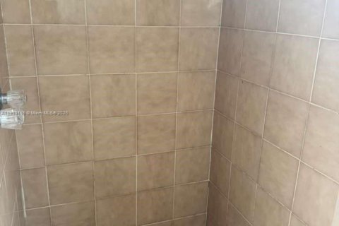 Villa ou maison à vendre à Margate, Floride: 3 chambres, 111.58 m2 № 1966388 - photo 12