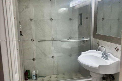 Villa ou maison à vendre à Margate, Floride: 3 chambres, 111.58 m2 № 1966388 - photo 10