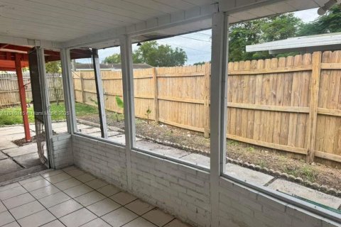 Villa ou maison à vendre à Margate, Floride: 3 chambres, 111.58 m2 № 1966388 - photo 15