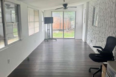 Villa ou maison à vendre à Margate, Floride: 3 chambres, 111.58 m2 № 1966388 - photo 7