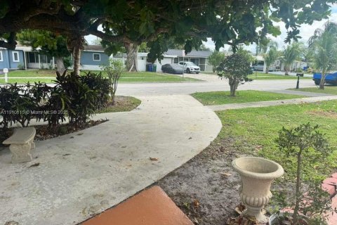 Villa ou maison à vendre à Margate, Floride: 3 chambres, 111.58 m2 № 1966388 - photo 24