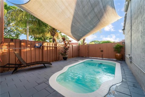 Villa ou maison à vendre à Miami, Floride: 3 chambres, 113.62 m2 № 1956751 - photo 25