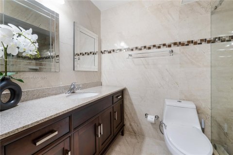 Villa ou maison à vendre à Miami, Floride: 3 chambres, 113.62 m2 № 1956751 - photo 14