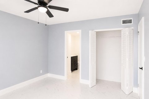Condominio en venta en Sunrise, Florida, 1 dormitorio, 80.82 m2 № 2245010 - foto 17