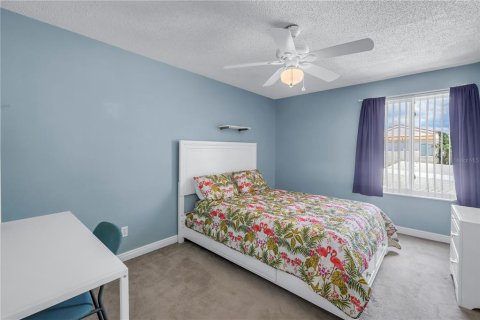 Condo in Tampa, Florida, 2 bedrooms  № 1791523 - photo 16