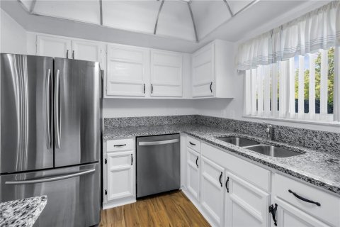 Condo in Tampa, Florida, 2 bedrooms  № 1791523 - photo 7