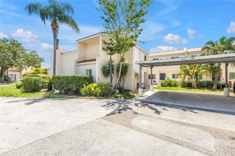 Condo in Tampa, Florida, 2 bedrooms  № 1791523 - photo 29