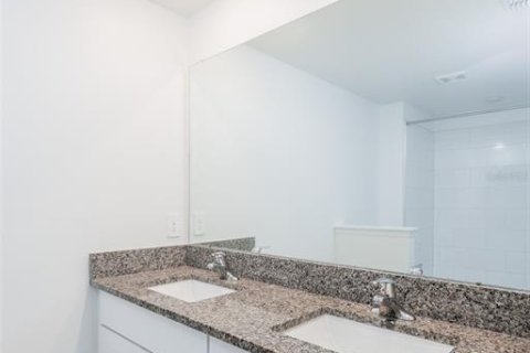 Adosado en alquiler en Land O' Lakes, Florida, 3 dormitorios, 154.78 m2 № 1904143 - foto 15