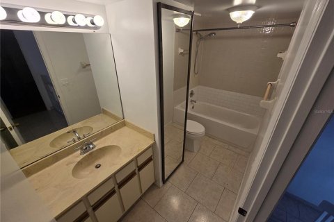 Condominio en venta en Orlando, Florida, 2 dormitorios, 119.38 m2 № 1813596 - foto 18