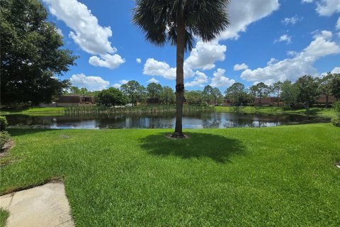 Condominio en venta en Orlando, Florida, 2 dormitorios, 119.38 m2 № 1813596 - foto 3