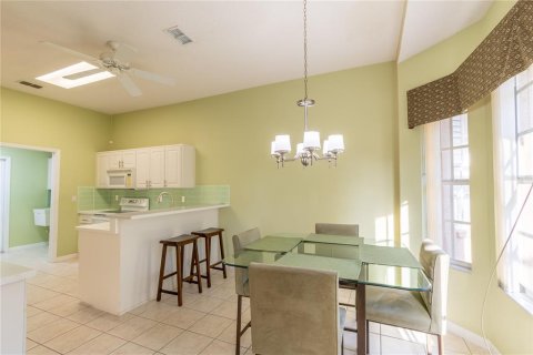 Villa ou maison à vendre à New Port Richey, Floride: 2 chambres, 140.28 m2 № 2206806 - photo 17