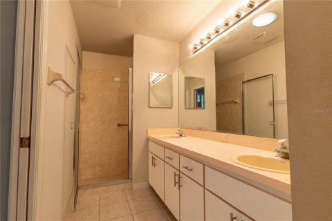 Villa ou maison à vendre à New Port Richey, Floride: 2 chambres, 140.28 m2 № 2206806 - photo 25