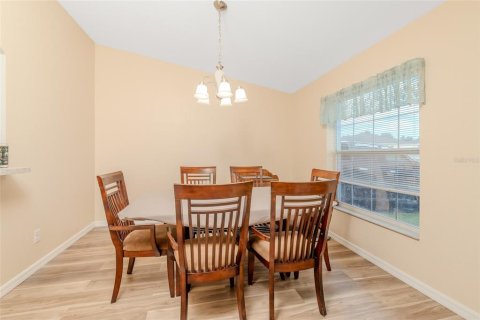 House in Davenport, Florida 3 bedrooms, 150.69 sq.m. № 1884046 - photo 4