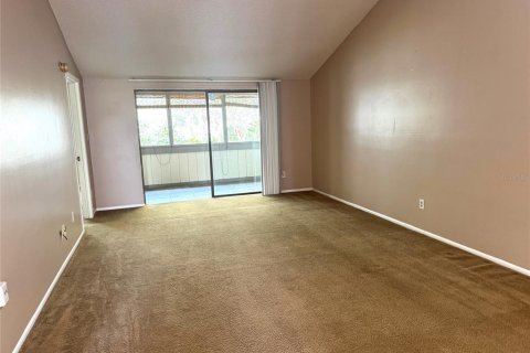 Condo in Orlando, Florida, 2 bedrooms  № 1829342 - photo 3