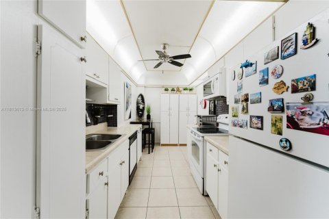 Copropriété à vendre à Hollywood, Floride: 1 chambre, 78.41 m2 № 1761847 - photo 10