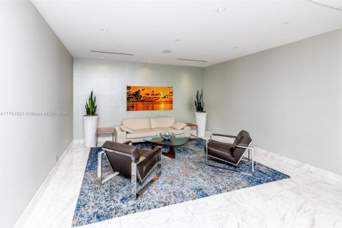 Copropriété à louer à Bal Harbour, Floride: 4 chambres, 306.58 m2 № 1867300 - photo 5