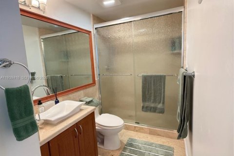 Купить кондоминиум в Майами, Флорида 2 спальни, 85.75м2, № 1997418 - фото 4