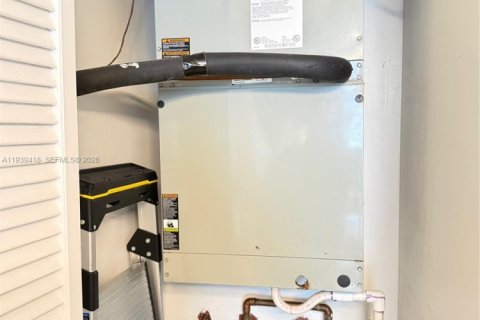 Купить кондоминиум в Майами, Флорида 2 спальни, 85.75м2, № 1997418 - фото 13