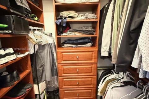 Купить кондоминиум в Майами, Флорида 2 спальни, 85.75м2, № 1997418 - фото 25