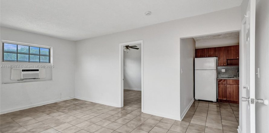 Appartement à Opa-locka, Floride 1 chambre, 51.1 m2 № 1890350