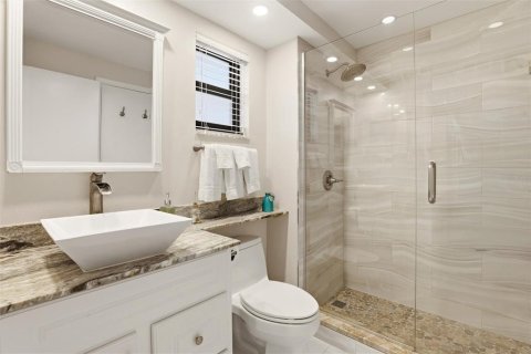 Condo in Marco Island, Florida, 1 bedroom  № 2106518 - photo 19