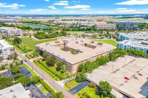 Copropriété à louer à Tampa, Floride: 2 chambres, 92.16 m2 № 2384285 - photo 2